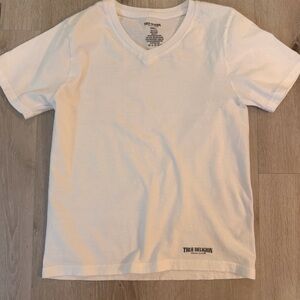 True Religion Woman's  Classic White Tee | Size Small